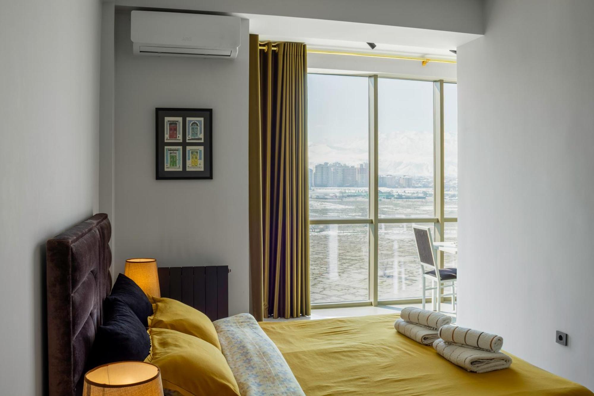 9Th And 6Th Floor Stylish Apartments With Mountainvista Biškek Exteriér fotografie
