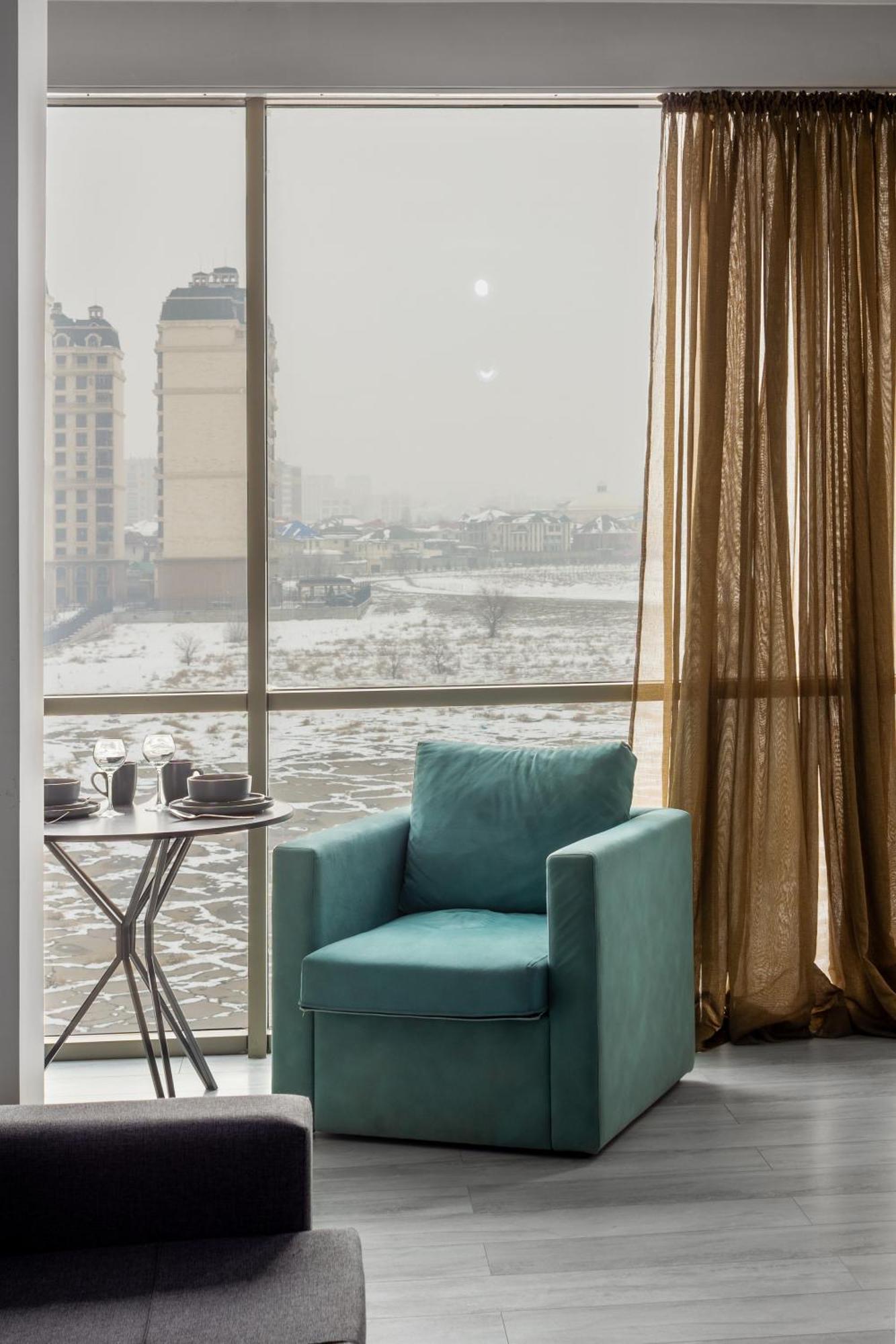 9Th And 6Th Floor Stylish Apartments With Mountainvista Biškek Exteriér fotografie